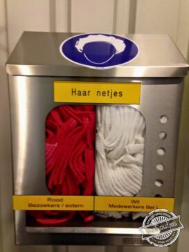 Heb ik verdorie nét m’n kam thuis laten liggen.