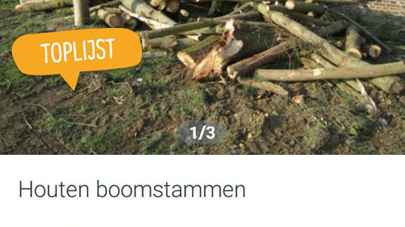 Toplijst houten boomstammen