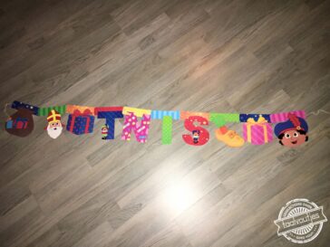 O kom er eens kijken, in het spiegeltje.